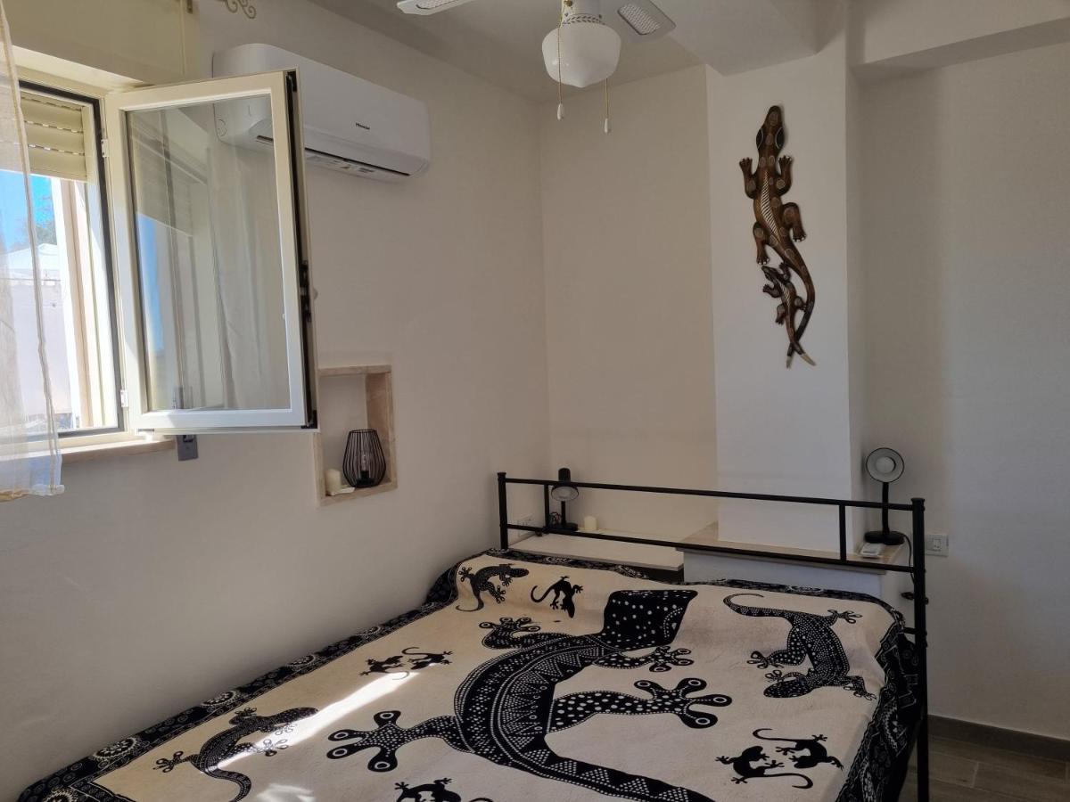 Le Case Di Pat - Palms Home San Pietro in Bevagna Bagian luar foto