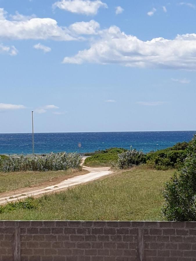 Le Case Di Pat - Palms Home San Pietro in Bevagna Bagian luar foto